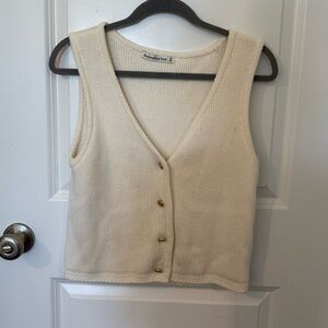 Abercrombie & Fitch Mara Button-Up Sweater Vest